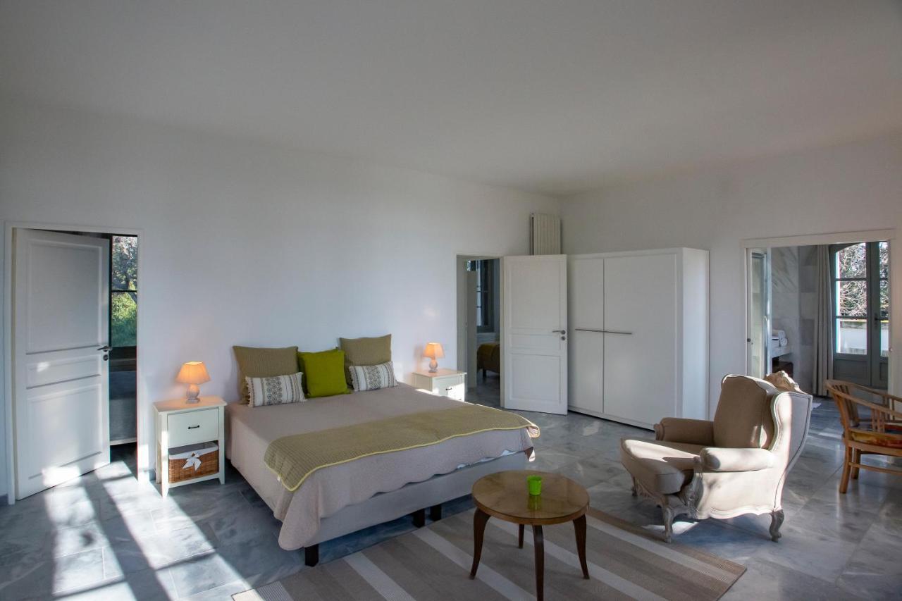 Mas Des Becasses, En Provence - 22 Personnes Villa Арл Екстериор снимка