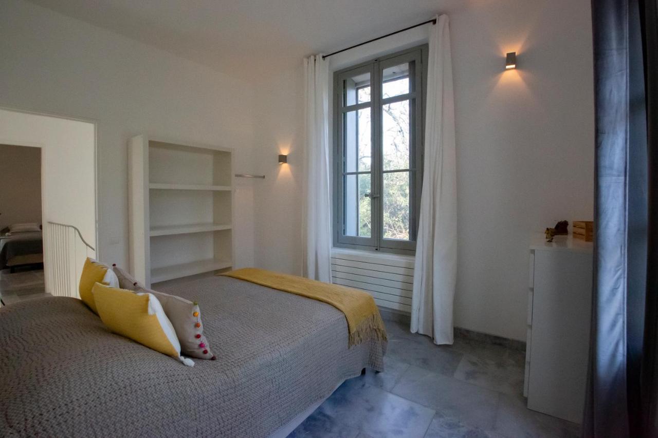 Mas Des Becasses, En Provence - 22 Personnes Villa Арл Екстериор снимка